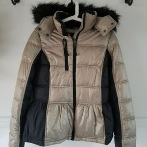 Gold and black ski jacket with fur hood